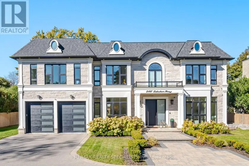 Detached at 2107 LAKESHORE ROAD W, Oakville