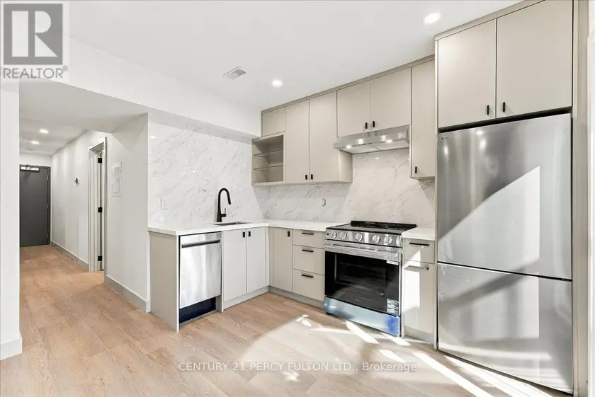 Multiplex at BSMT - 113 HATHERLEY ROAD, Toronto