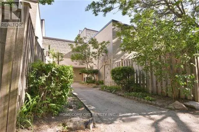 Townhouse at #15 - 17 FOUR WINDS DRIVE, Toronto