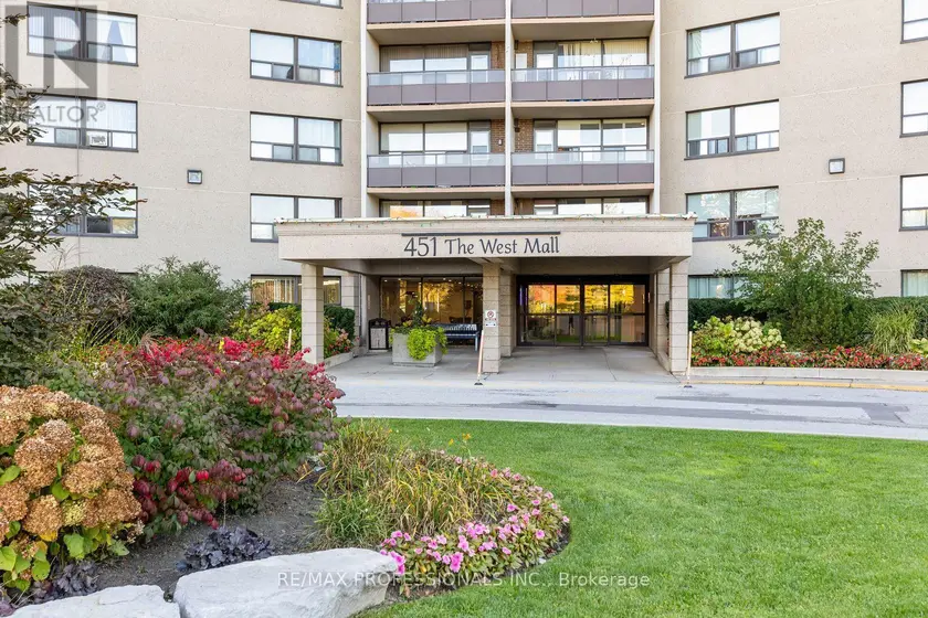 Apartment at 1102 - 451 THE WEST MALL DRIVE, Toronto
