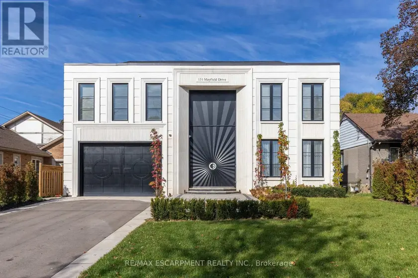 Detached at 131 MAYFIELD DRIVE, Oakville