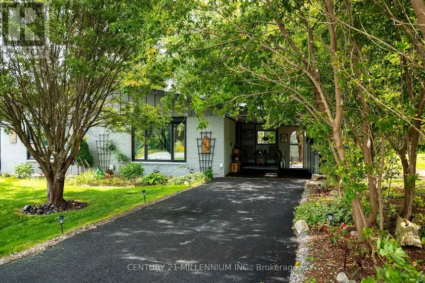 Semi-Detached/Link at 139 TOWN LINE, Orangeville