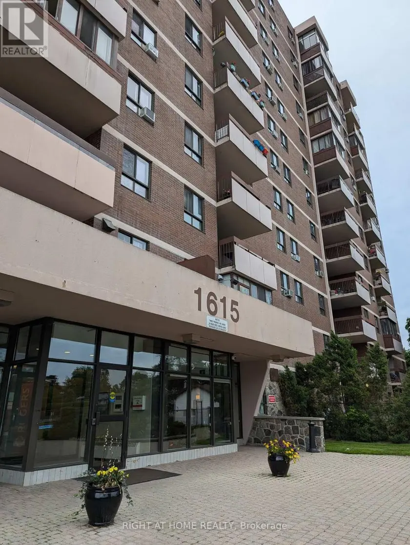 Apartment at 708 - 1615 BLOOR STREET N, Mississauga