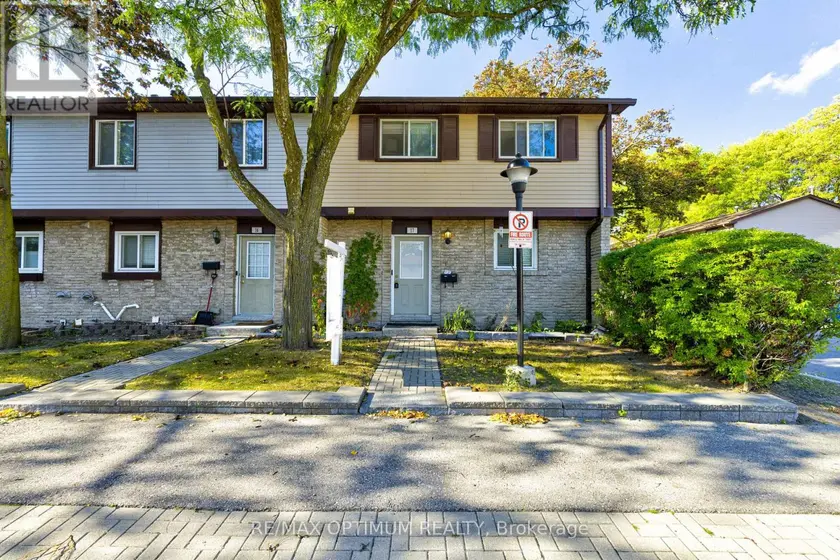 Townhouse at 17 - 45 HANSEN ROAD N, Brampton