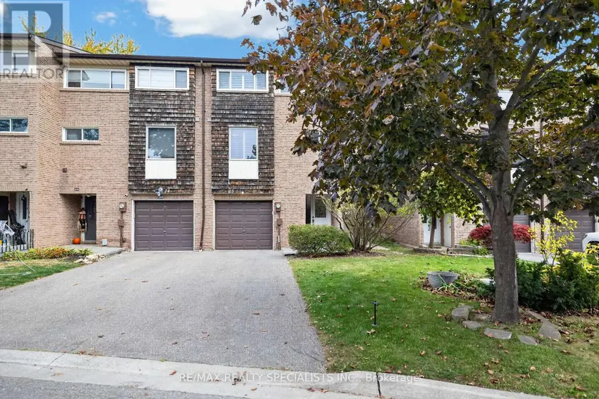 Townhouse at 25 - 661 CHILDS DRIVE, Milton