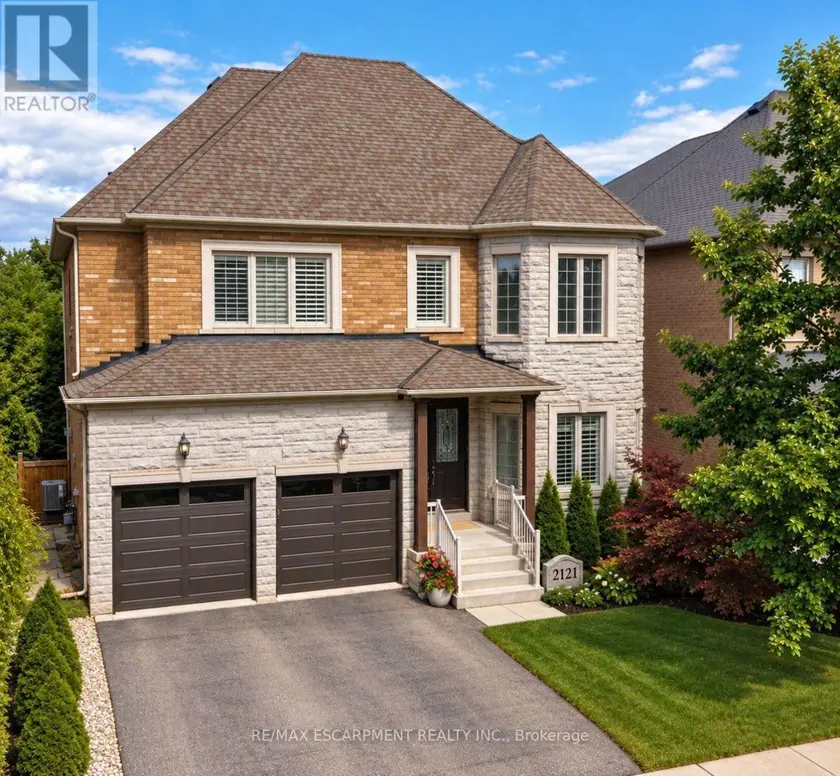 Detached at 2121 BLACKFOREST CRESCENT, Oakville
