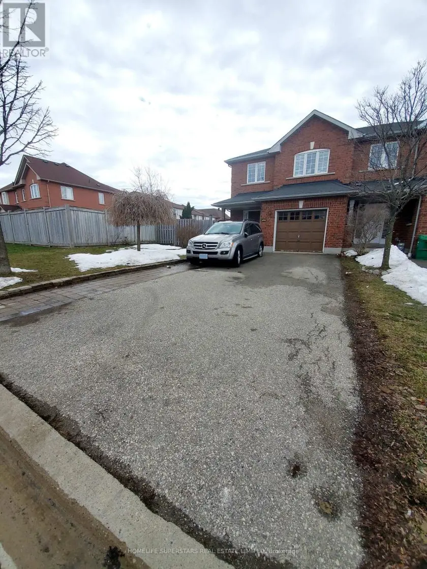 Townhouse at 6096 WINDFLEET CRESCENT, Mississauga