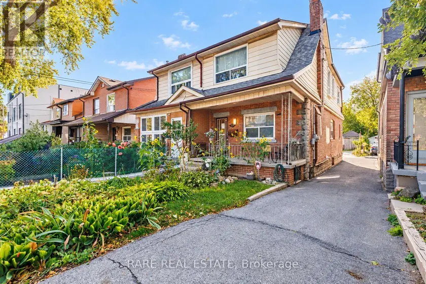 Semi-Detached/Link at 842 SHAW STREET, Toronto