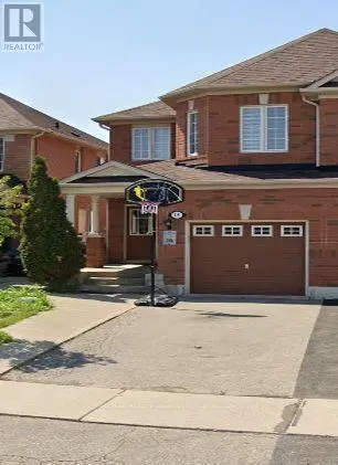 Semi-Detached/Link at 18 HERDWICK STREET, Brampton