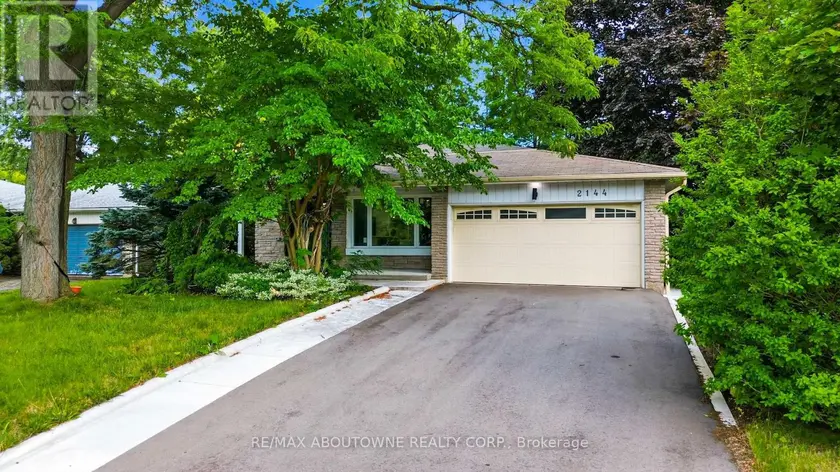 Detached at 2144 REBECCA STREET, Oakville