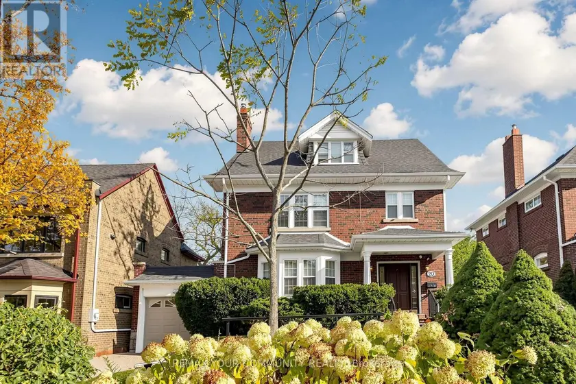 Detached at 20 GRENADIER HEIGHTS, Toronto