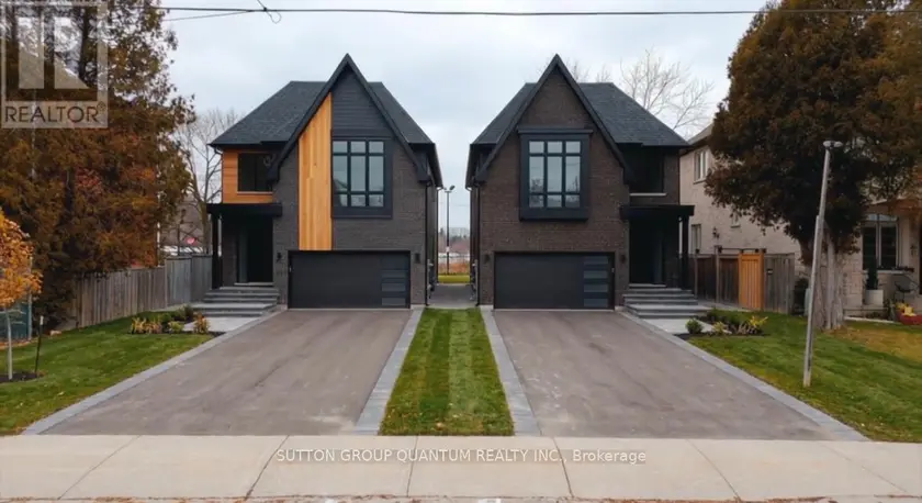 Detached at 29B HARRISON AVENUE, Mississauga