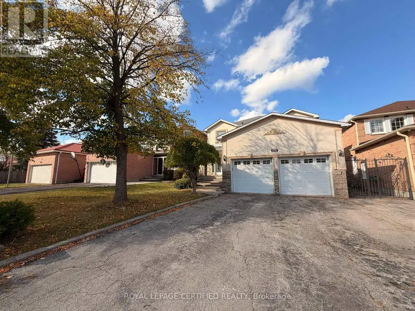 Detached at 1561 WINTERGROVE GARDENS, Mississauga