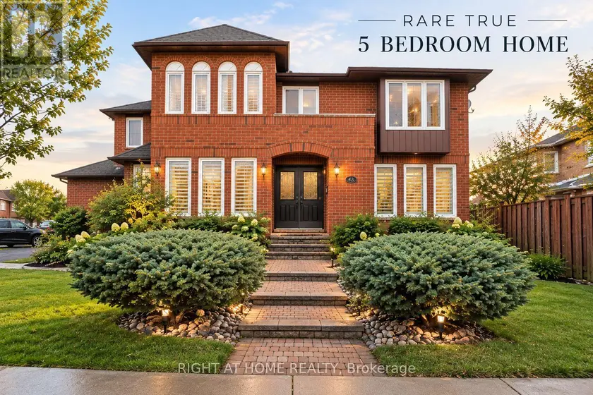 Detached at 39 BANNER ROAD, Brampton