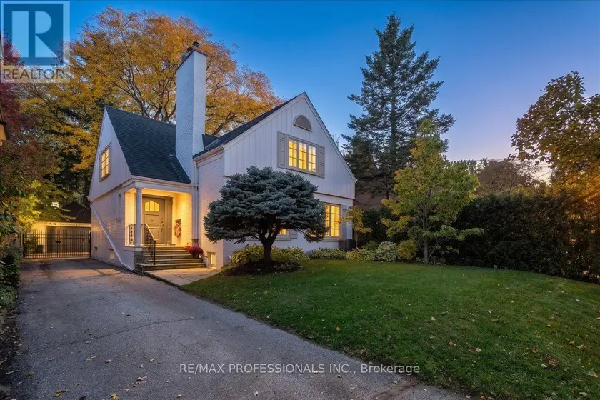 Detached at 83 KING GEORGES ROAD, Toronto