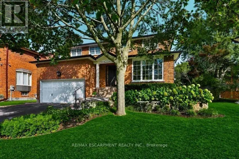 Detached at 126 WANITA ROAD, Mississauga