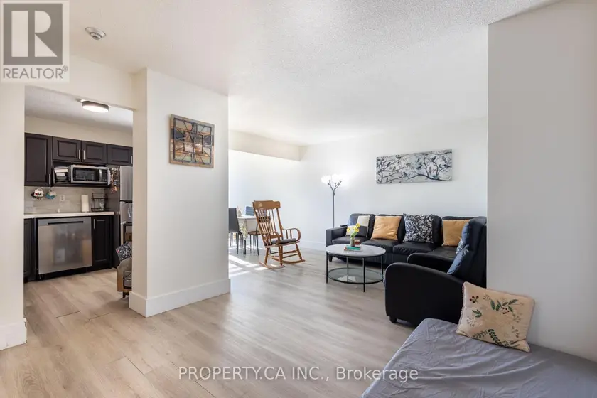 Apartment at 1706 - 41 MARBROOK LANE, Toronto