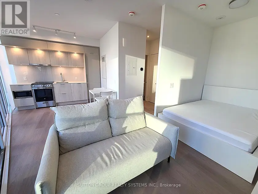 Apartment at 704 - 448 BURNHAMTHORPE ROAD, Mississauga