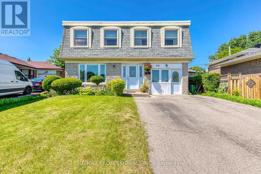 Detached at 256 WELLESWORTH DRIVE, Toronto