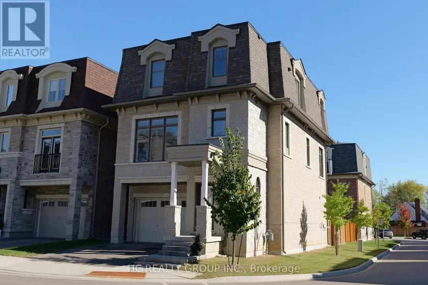 Detached at 2130 ROYAL GALA CIRCLE, Mississauga