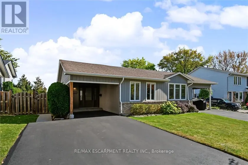 Semi-Detached/Link at 2355 CRESCENT MIDDLESMOOR CRESCENT, Burlington