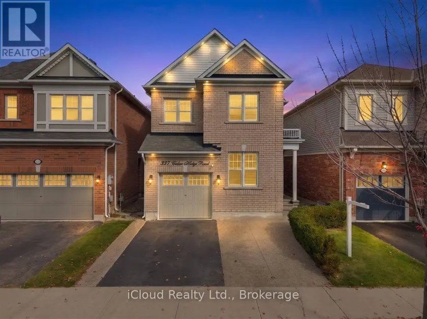 Detached at 337 CEDAR HEDGE, Milton