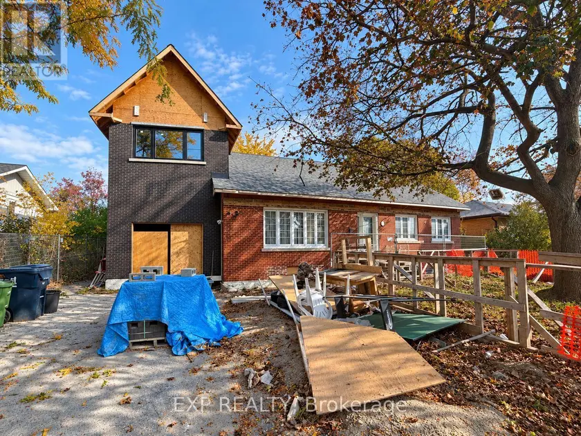 Detached at 17 WINDSOR ROAD, Toronto