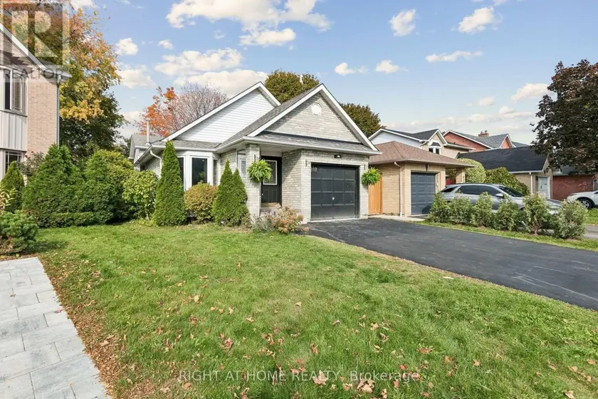 Detached at 818 MIRIAM CRESCENT, Burlington
