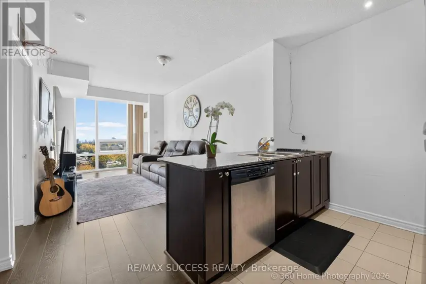 Apartment at 812 - 3525 KARIYA DRIVE, Mississauga