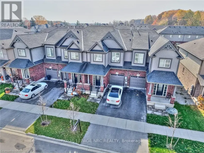 Townhouse at 130 ACACIA ROAD, Pelham