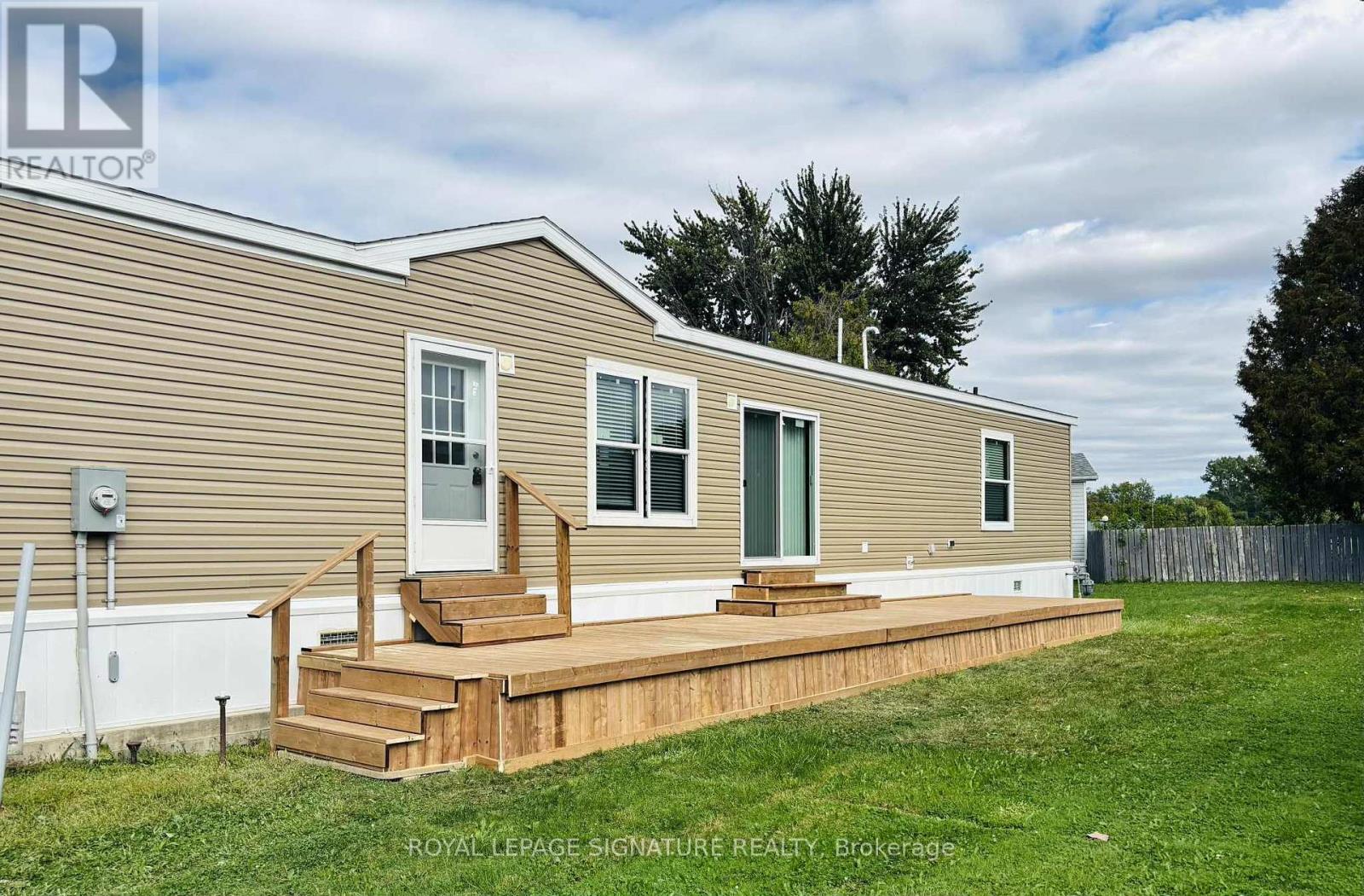 Detached at 126 REGENCY DRIVE, Chatham-Kent (Chatham)