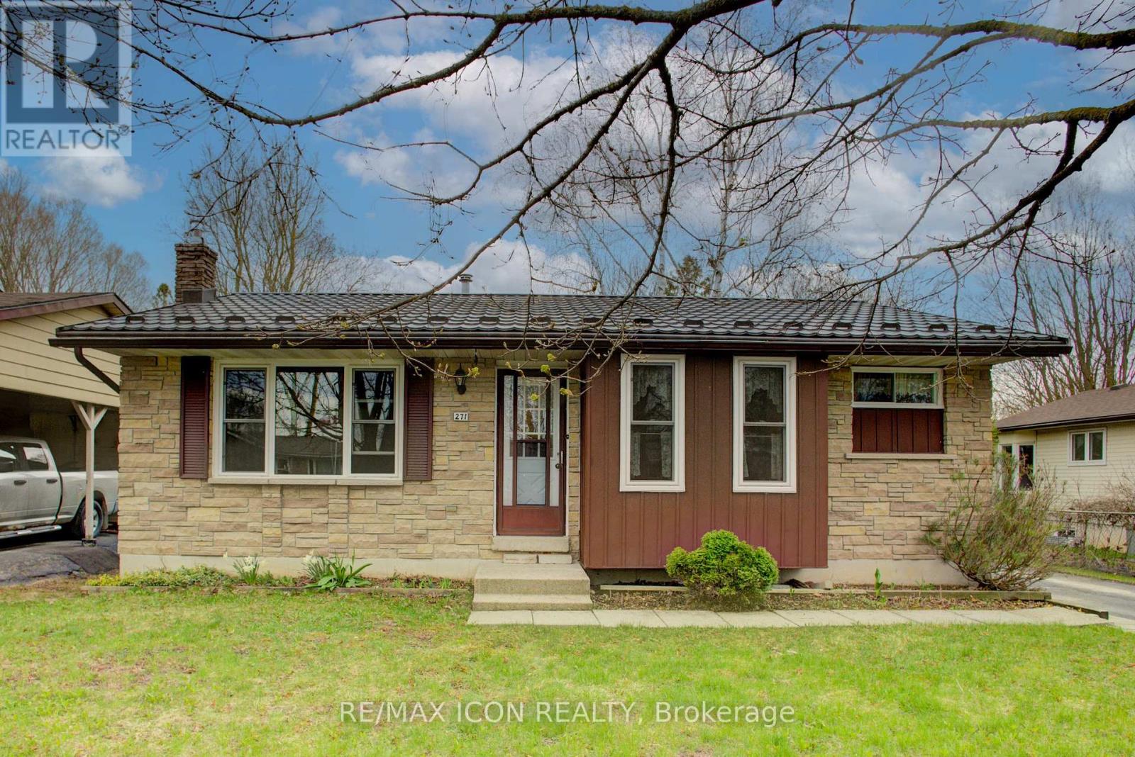 Detached at 271 FOREST GLEN CRESCENT, Wellington North (Mount Forest)