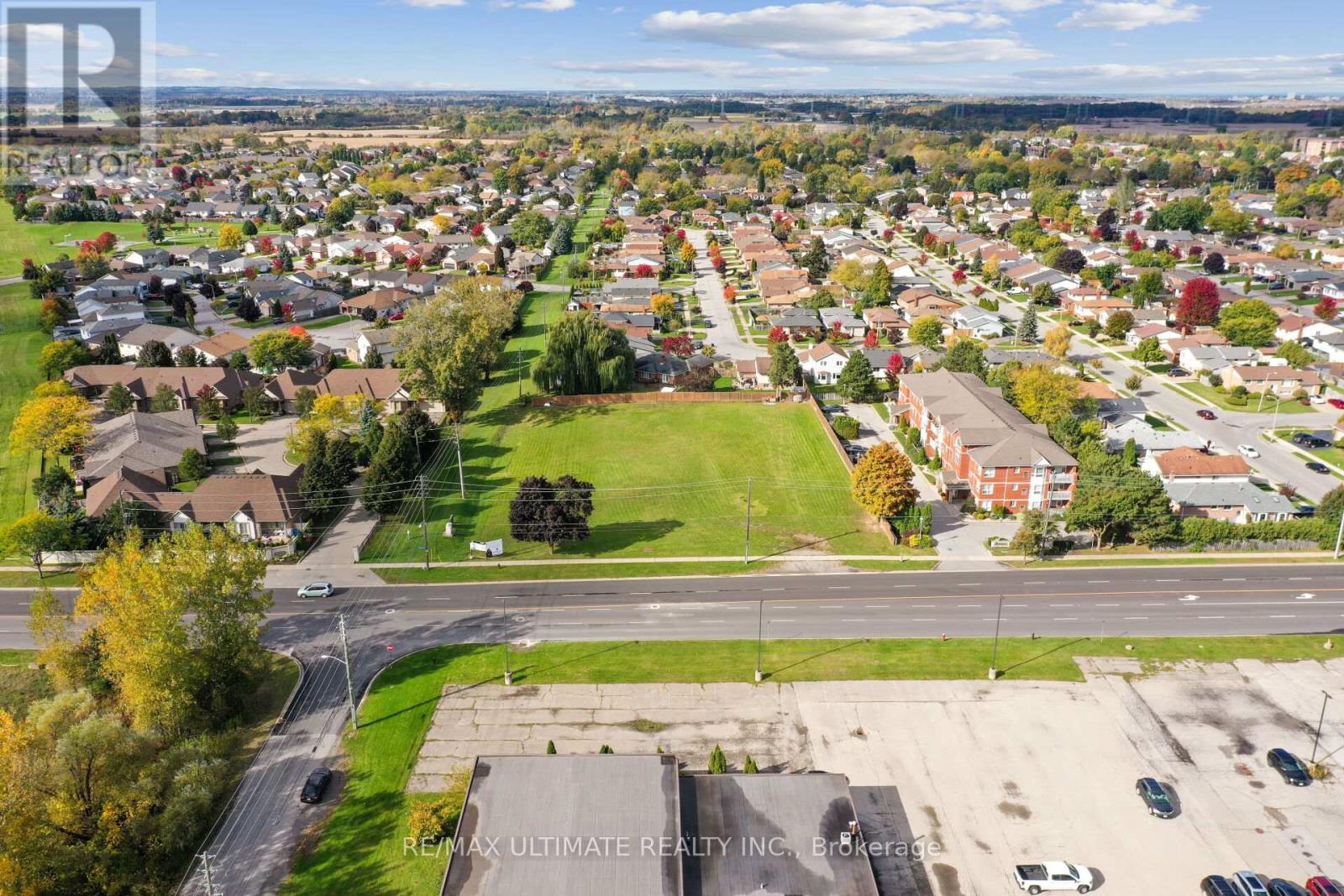Townhouse at 5 - 4257 MONTROSE ROAD, Niagara Falls