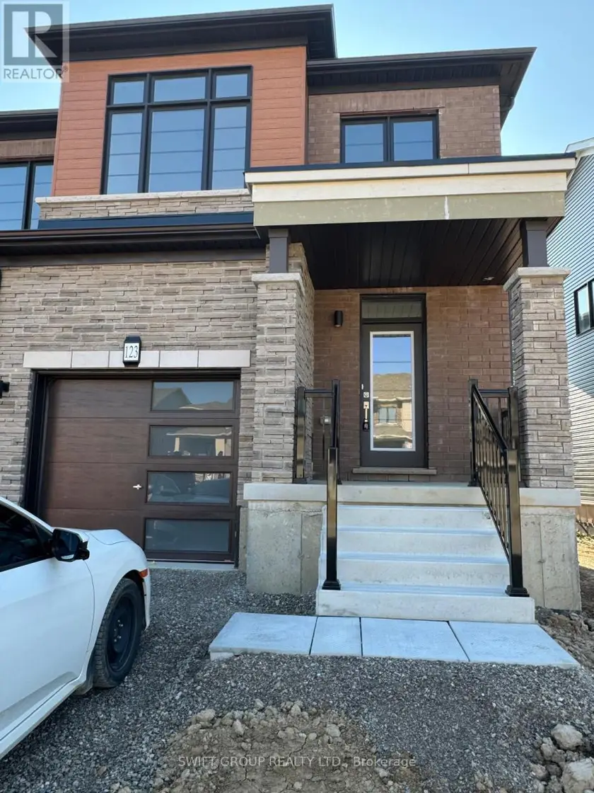 Townhouse at 123 GRANVILLE CRESCENT, Haldimand