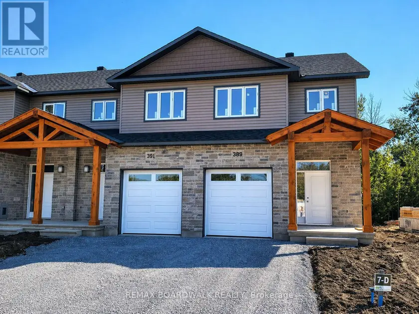 Townhouse at 355 VOYAGEUR PLACE, Russell