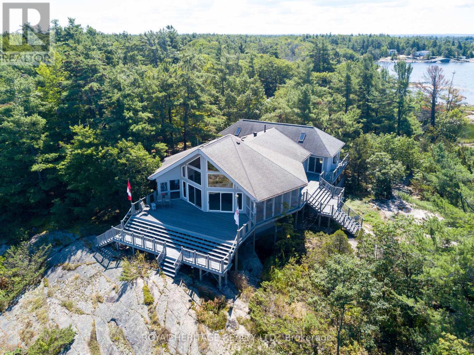 Detached at 7224 ISLAND 630 GEORGIAN BAY, Georgian Bay (Baxter)