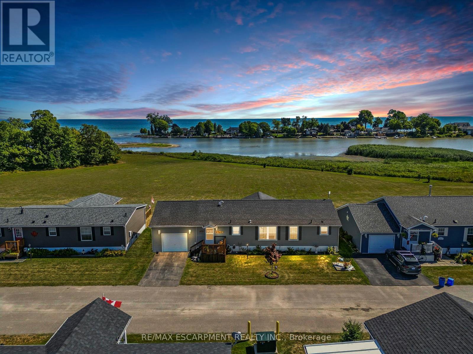 Detached at 55 RIVERBEND CRESCENT, Haldimand (Nanticoke)