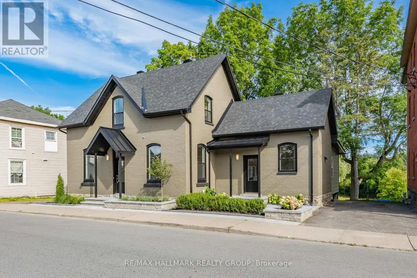 Detached at 108 CLOTHIER STREET E, North Grenville
