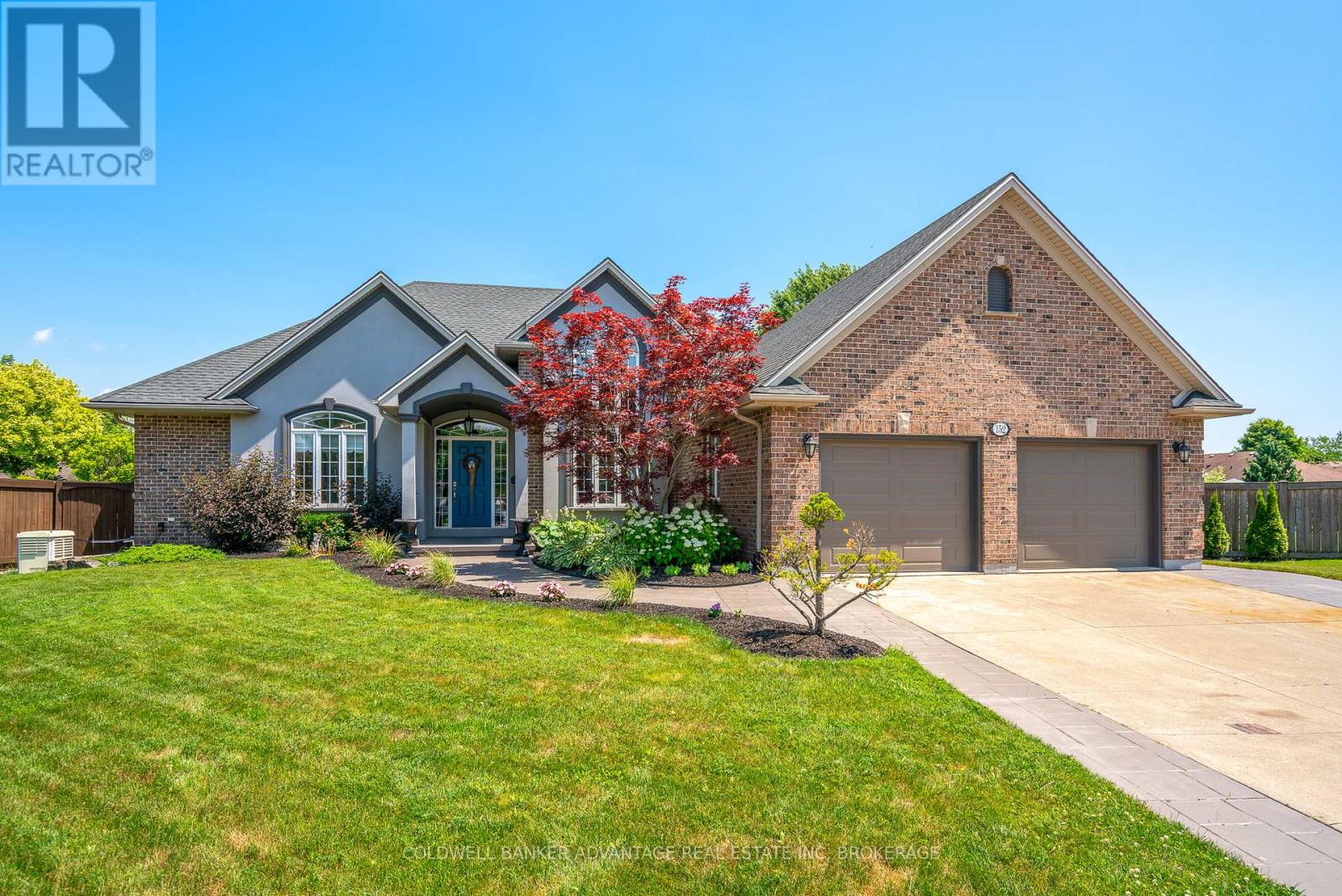 Detached at 152 REDWOOD COURT, Welland (N. Welland)