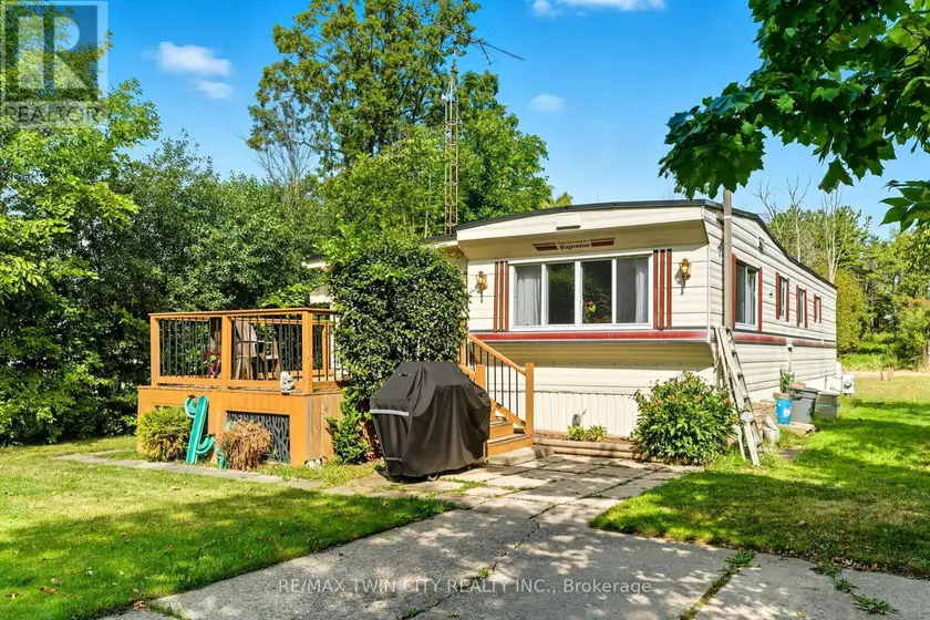 Detached at 7 SUNVALLEY - 1429 SHEFFIELD ROAD, Hamilton