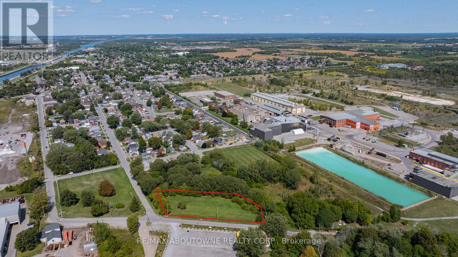 Multiplex at 55 FARES STREET, Port Colborne