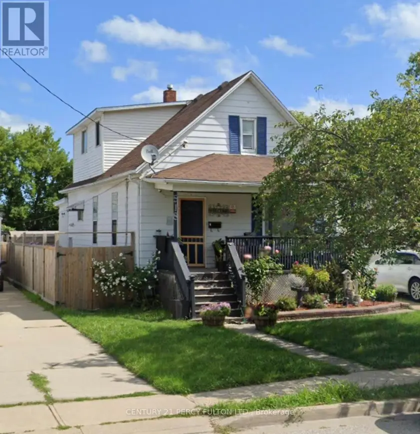 Detached at 518 GEORGE STREET, Sarnia