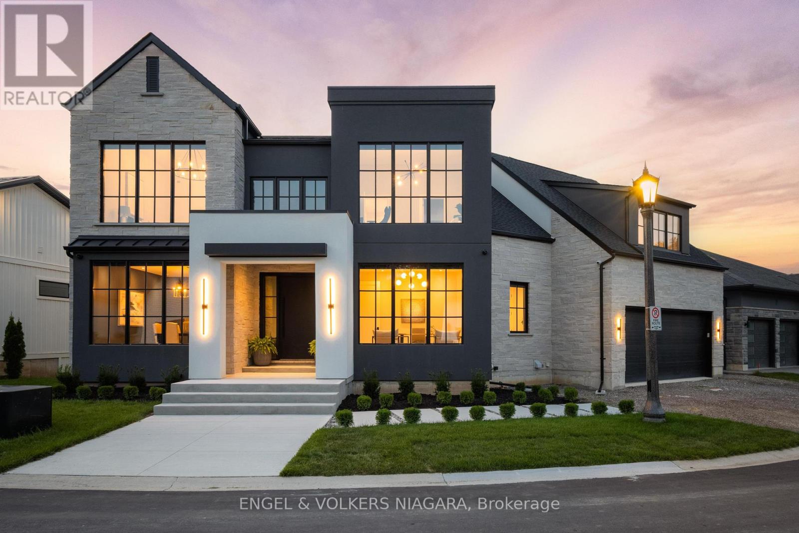 Detached at 6 FEDORKOW LANE, Niagara-on-the-Lake (St. Davids)