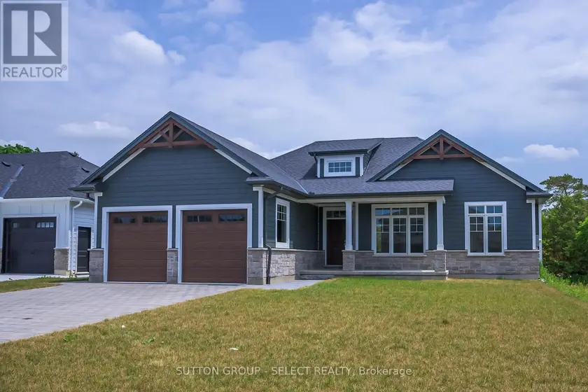 Detached at 7 SPRUCE CRESCENT, North Middlesex