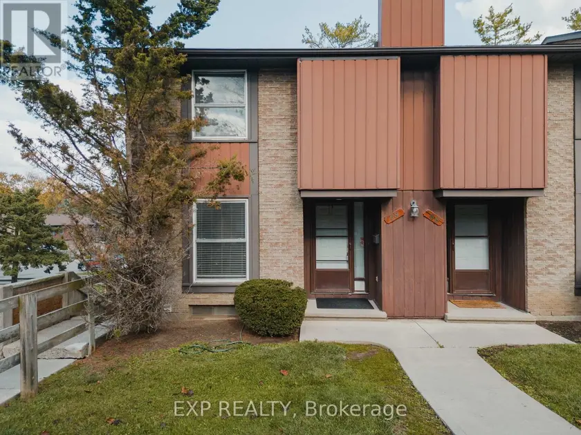 Townhouse at 69 - 539 WILLOW ROAD, Guelph