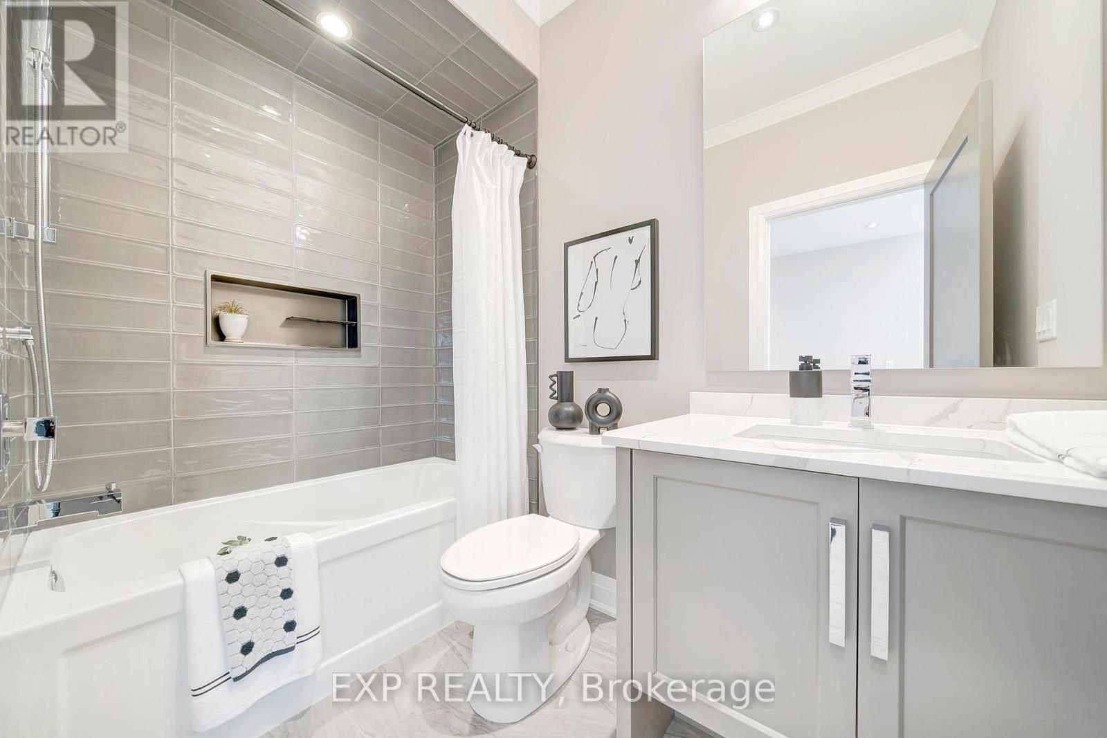 Townhouse at H - 296 PERTH TRAIL, Welland