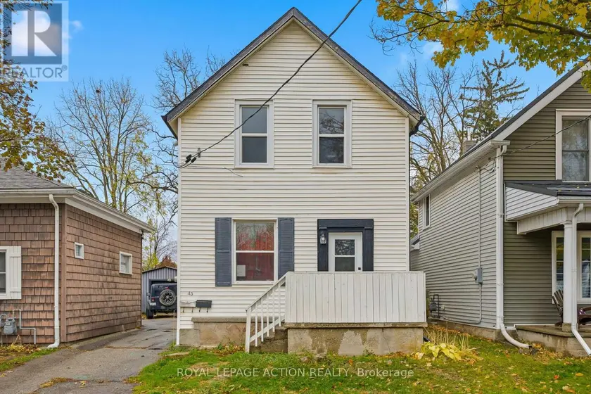Detached at 43 RICHARDSON STREET, Brantford