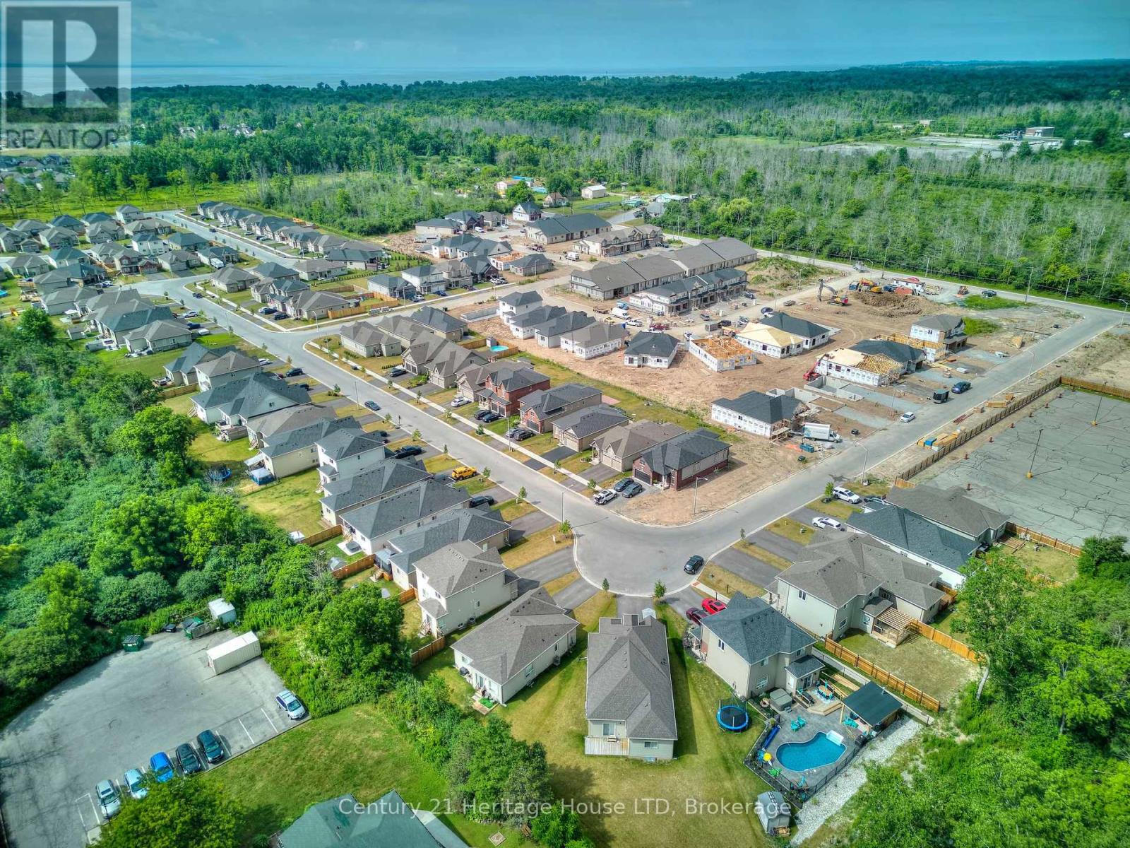 Townhouse at 9 - 397 GARRISON ROAD, Fort Erie