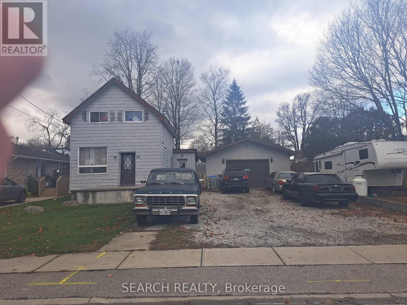 Detached at 19 COLEMAN STREET, Huron East (Seaforth)