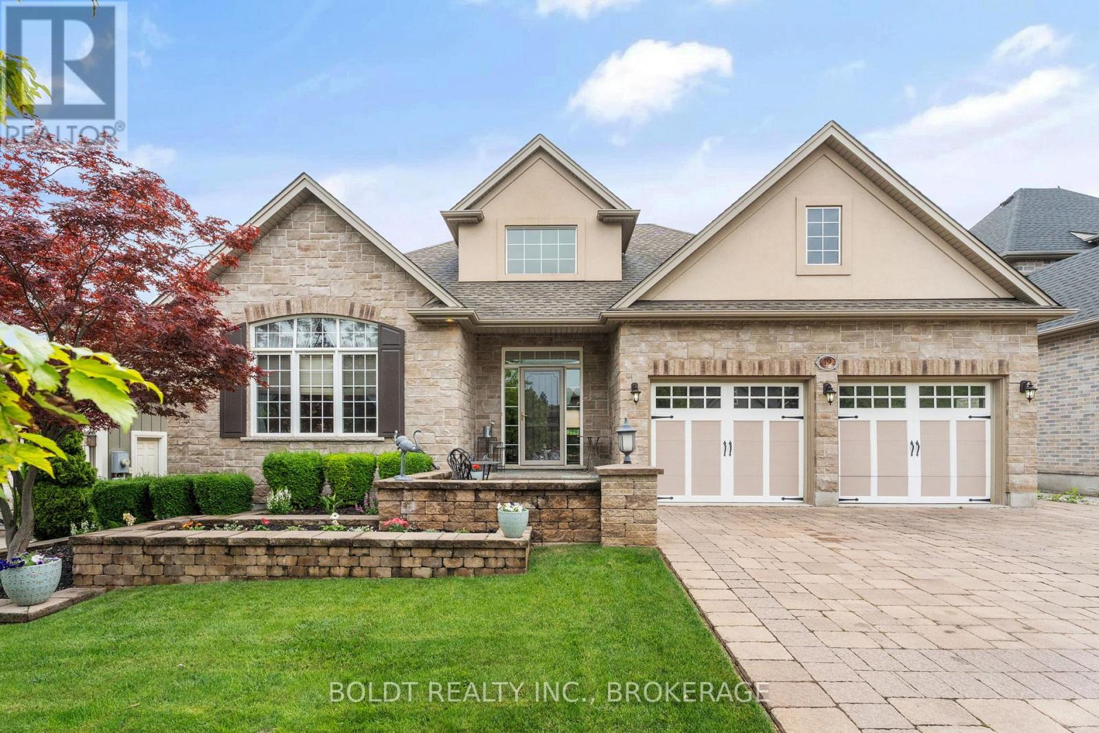 Detached at 19 RED HAVEN DRIVE, Niagara-on-the-Lake (St. Davids)